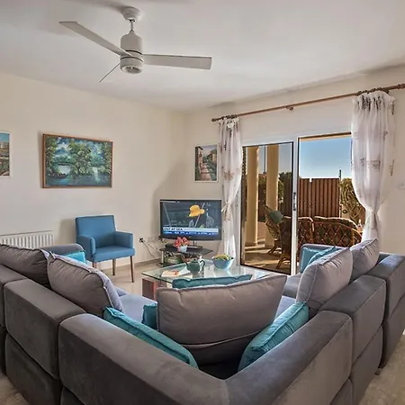 Magusta - Modern 4 Bedroom Ayia Thekla With Pool - Close To The * Ajia Napa
