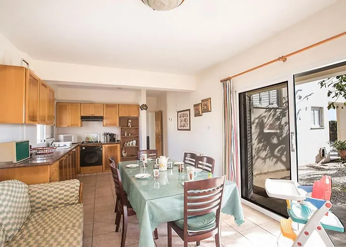 Magusta - Modern 4 Bedroom Ayia Thekla With Pool Вилла *